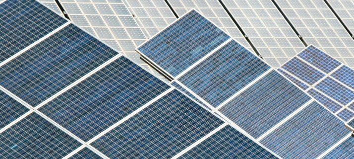 Aparell de transformació d’energia per a parcs fotovoltaics